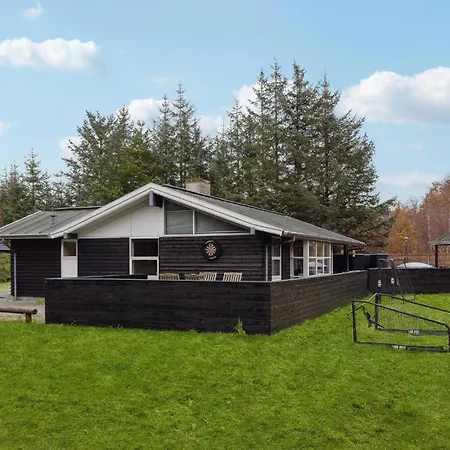 Holiday home Cozy In With Kitchen Aalbaek