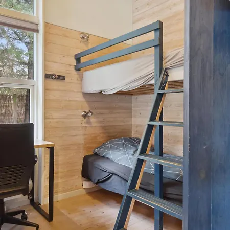 Cozy In With Kitchen Semesterbostad *